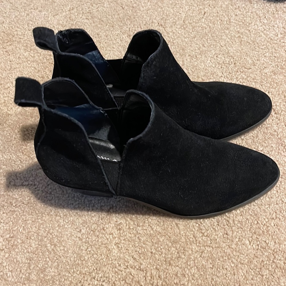 Black suede booties like new
